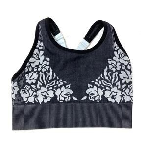 3/$30 Fabletics | Raelynn Seamless Sports Bra Gray Floral